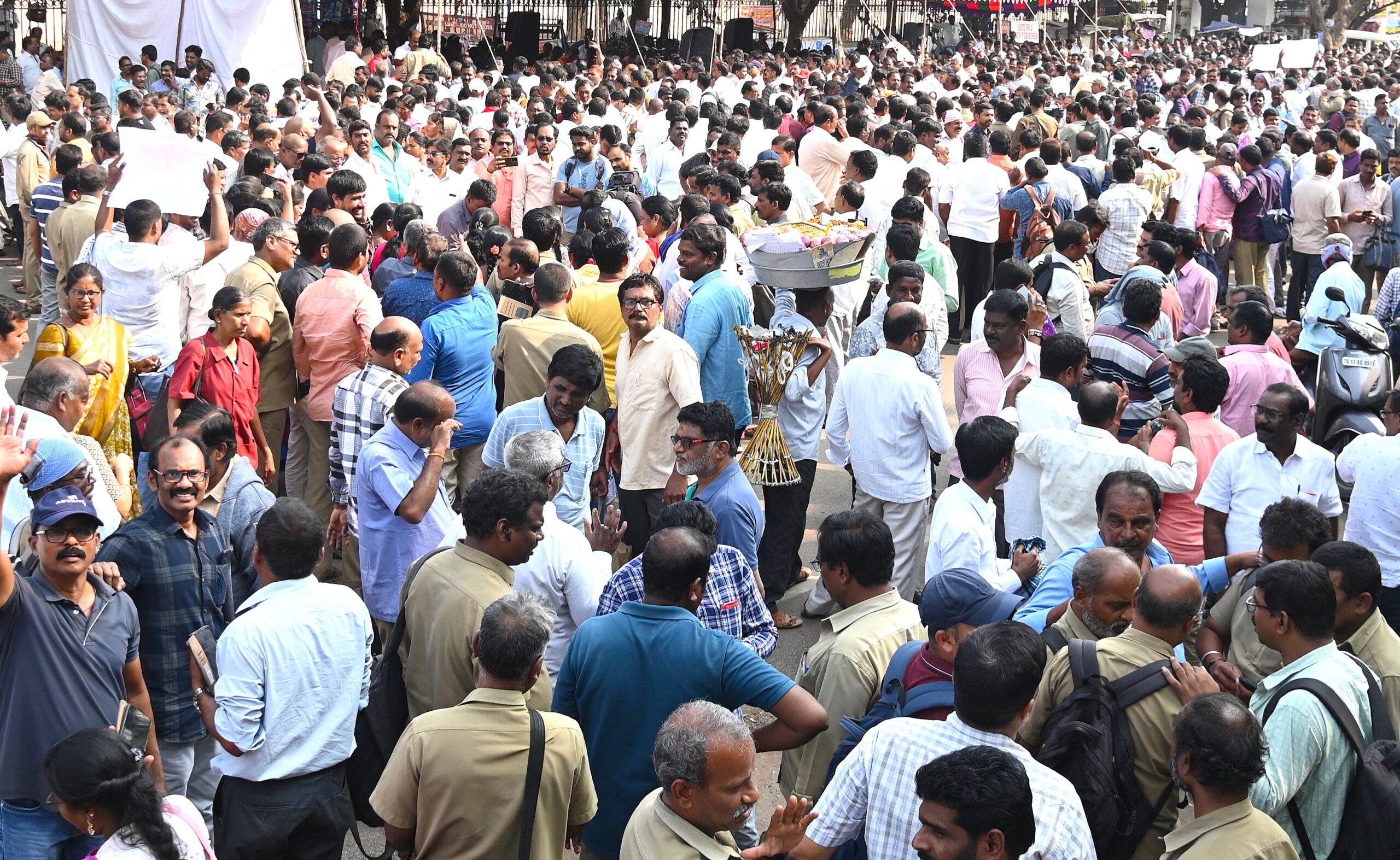 TSRTC employees Chalo secretariat rally at Indira Park in Hyderabad