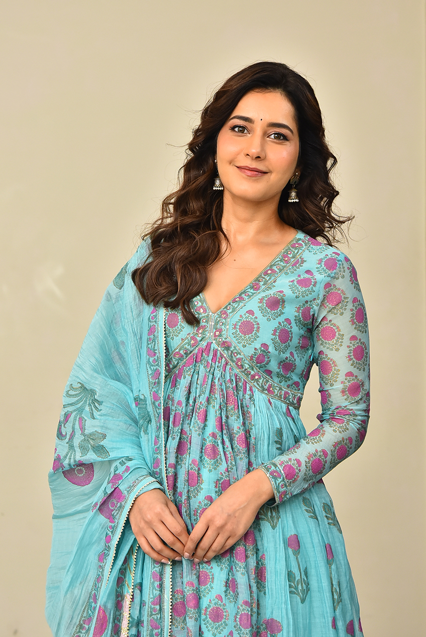 Raashii khanna