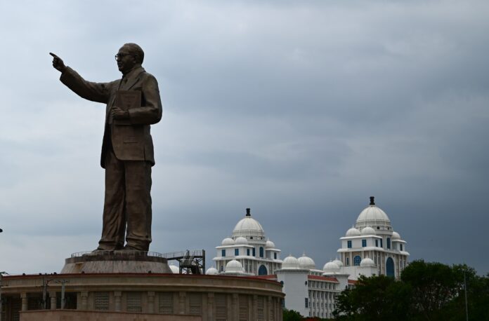 హైదరాబాద్‌కు వర్షాల చల్లని తాకిడి… ఈదురుగాలుల హెచ్చరిక