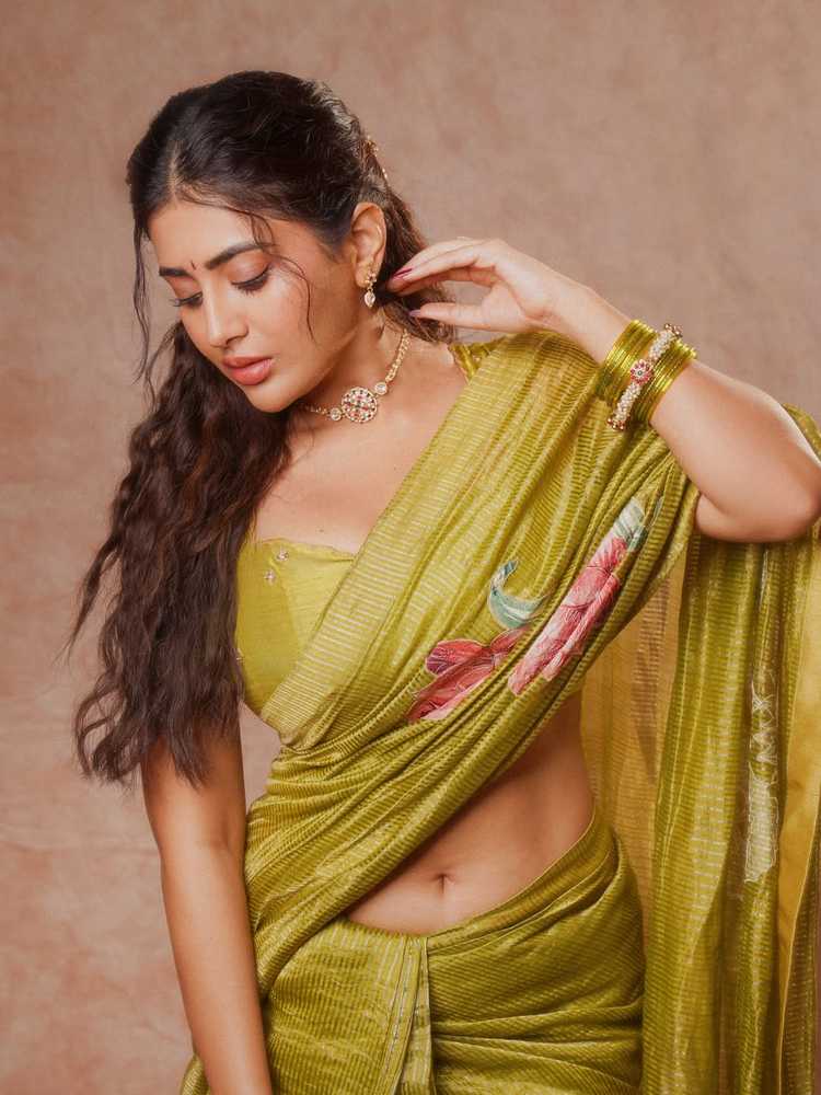 Raashi Singh 